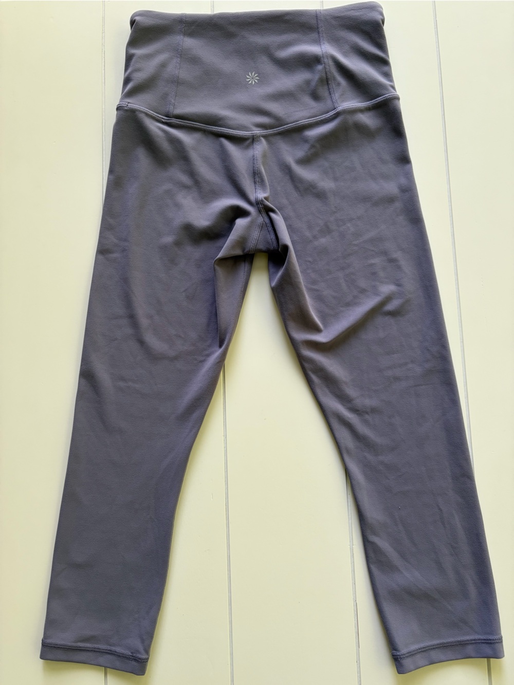NWOT Athleta Elation Capri Light Purple Leggings Sz XS